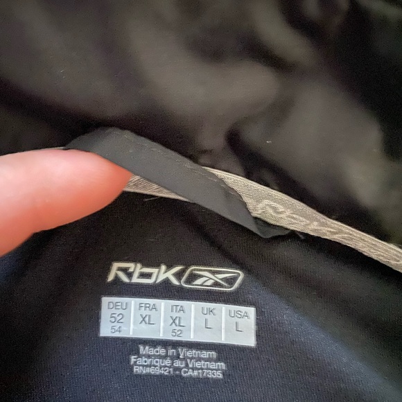 Mens Reebok Jacket - Picture 4 of 5